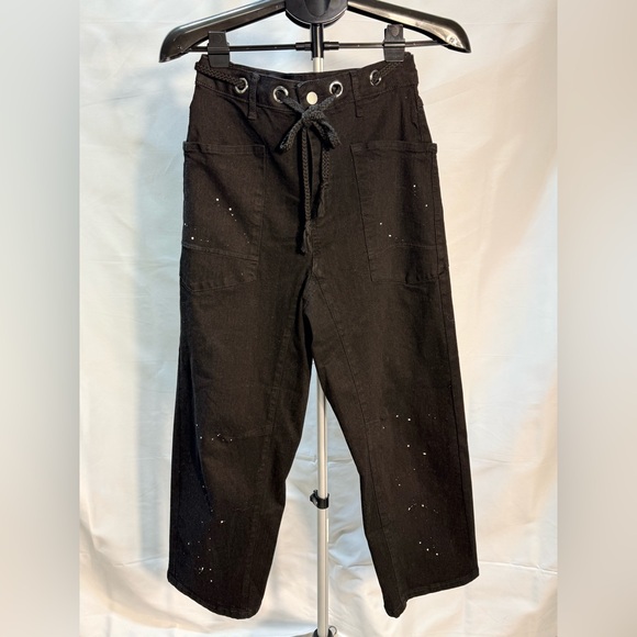 unbranded Pants - Black Barrel Jeans - size 6
